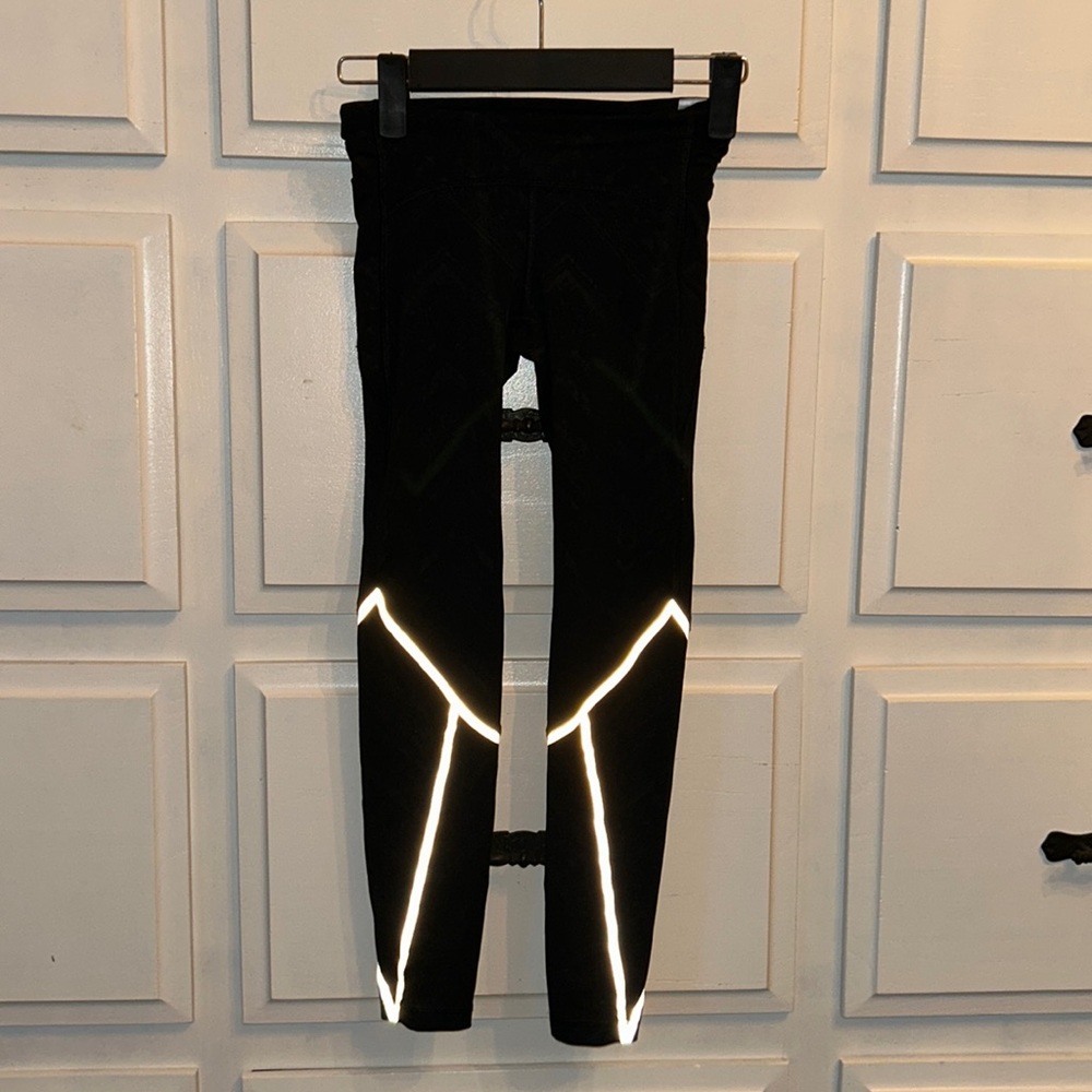 IVVIVA BY LULULEMON GIRL’S LEGGINGS SZ 7